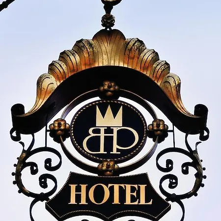 Buerger Palais Otel 3*