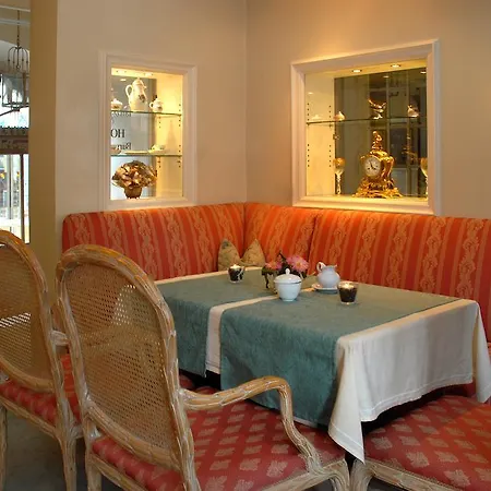 Hotel Buerger Palais
